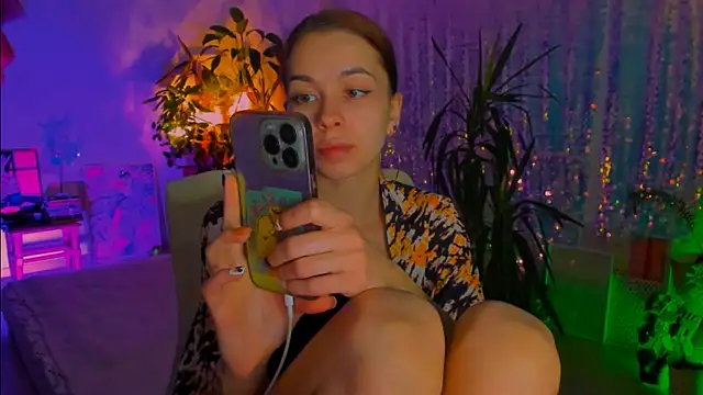 poli   online show from November 2025 08:16:01 PM