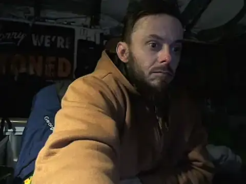 Snapshot of CloudDadddyyy420 chatting on January 2025 08:30:01 AM CloudDadddyyy420 online show from January 2025 08:30:01 AM