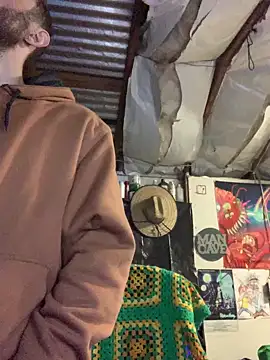 Snapshot of CloudDadddyyy420 chatting on January 2025 11:35:01 AM CloudDadddyyy420 online show from January 2025 11:35:01 AM