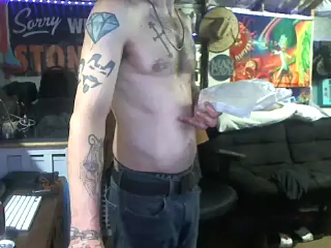 Snapshot of CloudDadddyyy420 chatting on February 2025 07:34:01 AM CloudDadddyyy420 online show from February 2025 07:34:01 AM