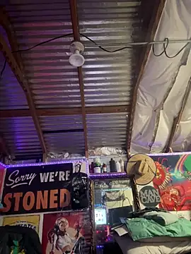 Snapshot of CloudDadddyyy420 chatting on February 2025 05:59:01 PM CloudDadddyyy420 online show from February 2025 05:59:01 PM