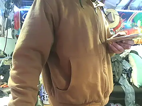 Snapshot of CloudDadddyyy420 chatting on March 2025 05:36:01 PM CloudDadddyyy420 online show from March 2025 05:36:01 PM