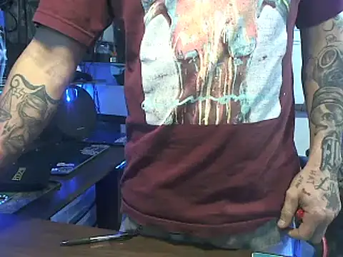 Snapshot of CloudDadddyyy420 chatting on September 2025 07:07:01 AM CloudDadddyyy420 online show from September 2025 07:07:01 AM