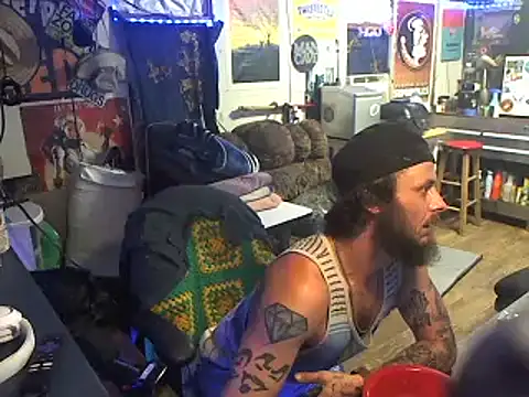 Snapshot of CloudDadddyyy420 chatting on September 2025 04:35:01 AM CloudDadddyyy420 online show from September 2025 04:35:01 AM