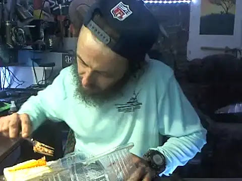 Snapshot of CloudDadddyyy420 chatting on September 2025 05:23:01 AM CloudDadddyyy420 online show from September 2025 05:23:01 AM