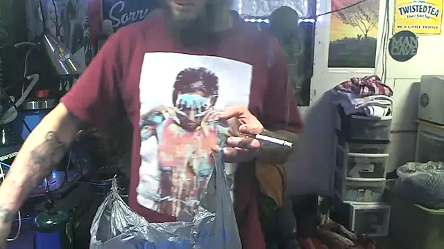 Snapshot of CloudDadddyyy420 chatting on November 2025 02:10:02 AM CloudDadddyyy420 online show from November 2025 02:10:02 AM