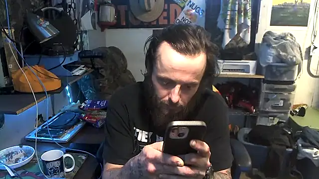 Snapshot of CloudDadddyyy420 chatting on November 2025 12:09:02 AM CloudDadddyyy420 online show from November 2025 12:09:02 AM