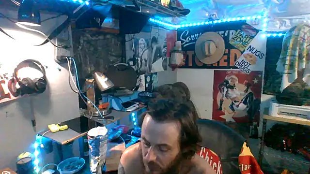 Snapshot of CloudDadddyyy420 chatting on November 2025 03:17:01 AM CloudDadddyyy420 online show from November 2025 03:17:01 AM