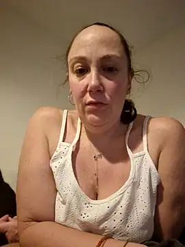 Wisie Cutie online show from December 2025 10:59:02 PM