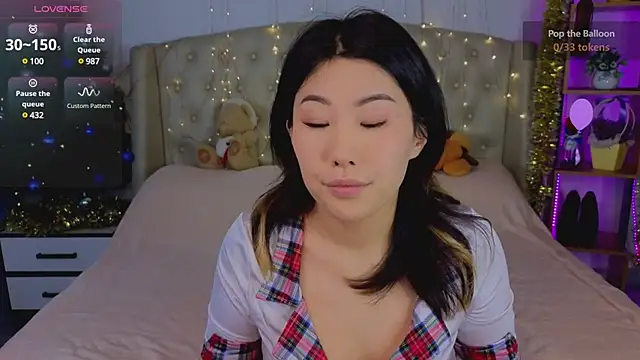 Snapshot of Wendy__Hills chatting on December 2024 12:38:02 PM Wendy Hills online show from December 2024 12:38:02 PM