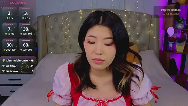 Snapshot of Wendy__Hills chatting on December 2024 12:33:02 PM Wendy Hills online show from December 2024 12:33:02 PM