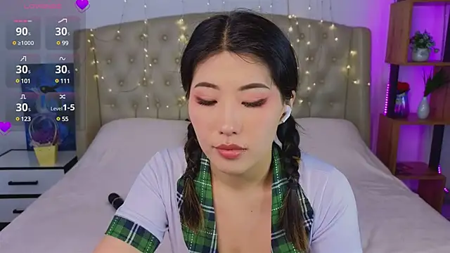 Snapshot of Wendy__Hills chatting on January 2025 12:32:02 PM Wendy Hills online show from January 2025 12:32:02 PM