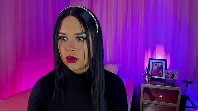 Snapshot of soyemi chatting on January 2025 09:58:01 PM soyemi online show from January 2025 09:58:01 PM