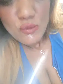 Indianpleasure300 online show from April 2026 09:12:01 PM