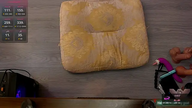 Snapshot of Redhead_Shark_new chatting on October 2025 12:01:02 PM Redhead Shark new online show from October 2025 12:01:02 PM