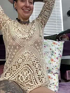 Snapshot of MissCumberdale chatting on January 2026 06:20:01 PM MissCumberdale online show from January 2026 06:20:01 PM