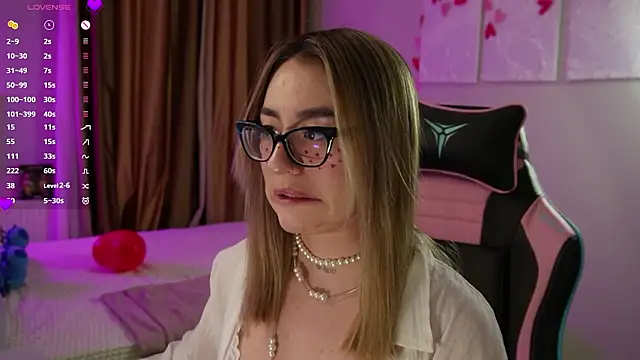 Fiona-Love online show from February 2026 05:21:01 PM