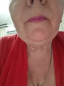 Snapshot of EffectFiona chatting on June 2026 10:59:01 PM EffectFiona online show from June 2026 10:59:01 PM