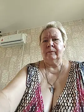 Snapshot of EffectFiona chatting on July 2026 12:58:02 AM EffectFiona online show from July 2026 12:58:02 AM