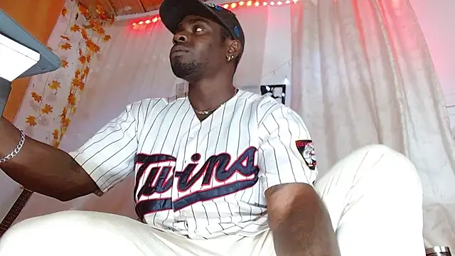 Snapshot of angel_bonbom chatting on December 2025 07:25:01 AM angel bonbom online show from December 2025 07:25:01 AM