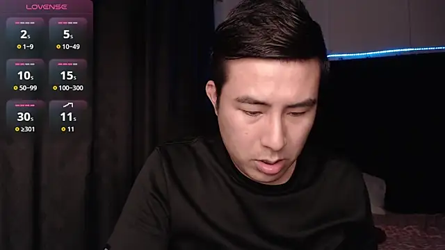 andrewmhilton  online show from February 2026 05:58:02 AM