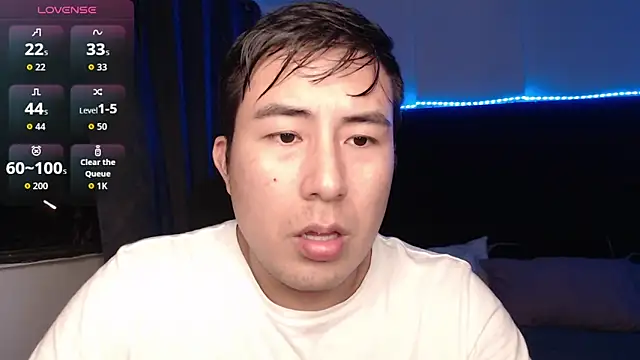 andrewmhilton  online show from March 2026 05:13:01 AM