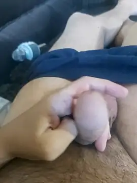 Snapshot of maxxx20202020 chatting on November 2025 10:17:02 AM maxxx20202020 online show from November 2025 10:17:02 AM