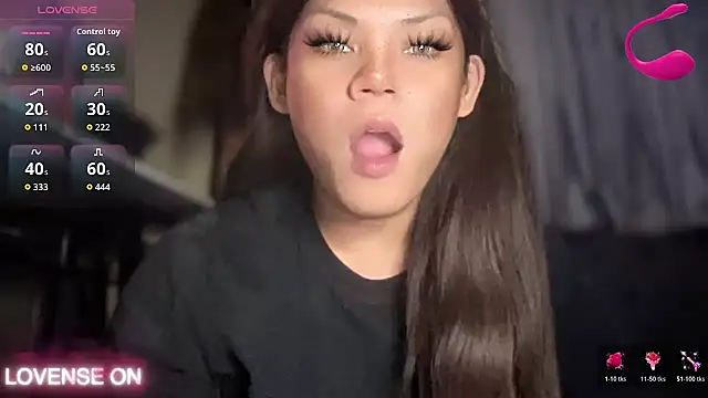 Snapshot of one_great_devine chatting on November 2025 04:29:01 PM one great devine online show from November 2025 04:29:01 PM