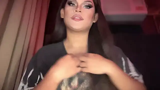 Snapshot of one_great_devine chatting on November 2025 07:01:02 PM one great devine online show from November 2025 07:01:02 PM