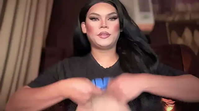 Snapshot of one_great_devine chatting on November 2025 11:02:01 AM one great devine online show from November 2025 11:02:01 AM