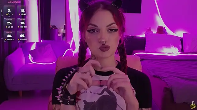 BratzieDarsie online show from June 2026 02:23:01 PM