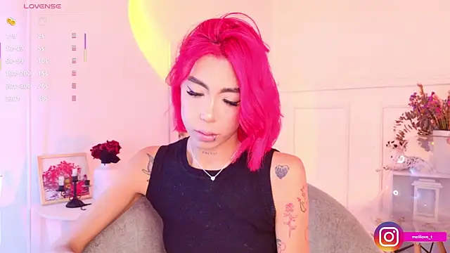 Mely-taylor online show from November 2025 06:44:02 PM