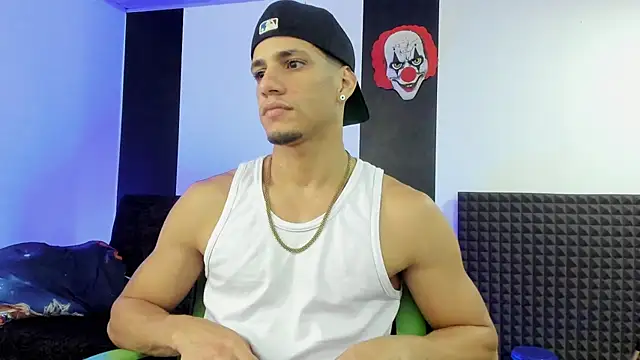 jhonnysnow17 online show from February 2025 08:09:02 AM