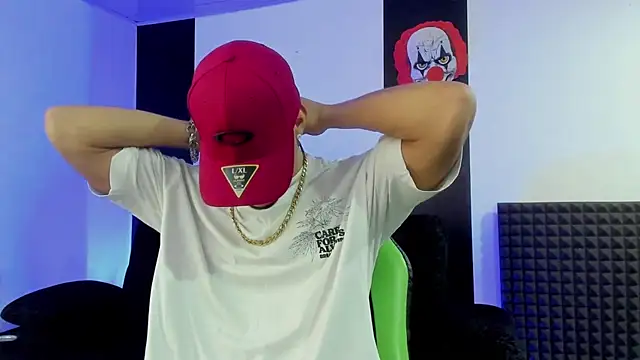 jhonnysnow17 online show from March 2025 08:51:02 AM