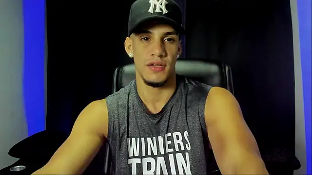 jhonnysnow17 online show from September 2025 05:12:01 AM