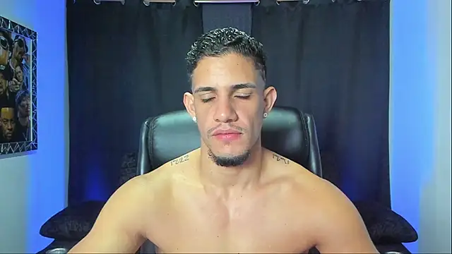 jhonnysnow17 online show from January 2026 09:31:02 PM