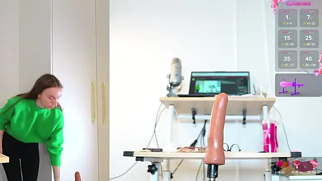 Snapshot of Miss69Ri99 chatting on October 2025 10:59:02 AM Miss69Ri99 online show from October 2025 10:59:02 AM