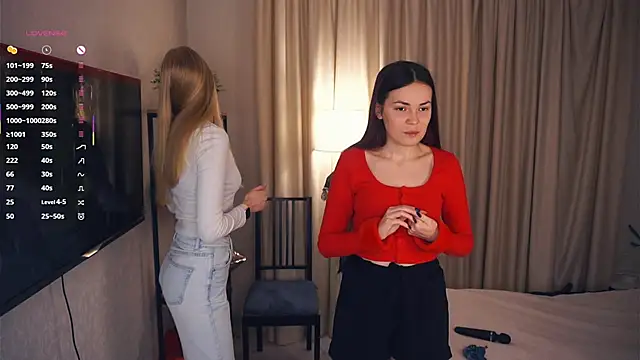 Snapshot of EllenReeves chatting on December 2025 06:11:01 AM EllenReeves online show from December 2025 06:11:01 AM