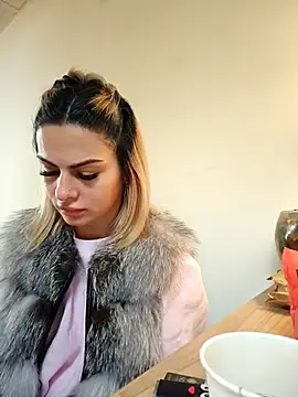 TiffanyMaze online show from April 2026 06:25:02 AM