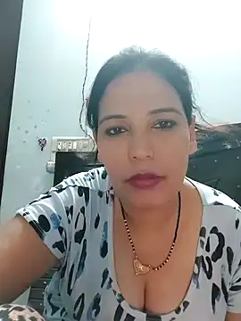 Poojabhabi101 online show from September 2025 05:52:02 AM