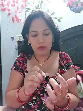 Poojabhabi101 online show from November 2025 06:02:02 AM