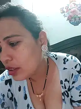 Poojabhabi101 online show from February 2026 05:51:02 AM