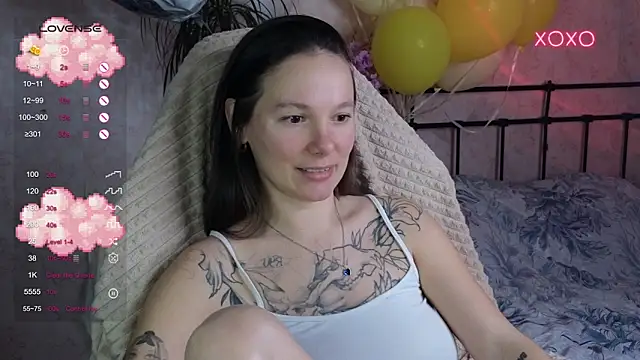 lil luna x online show from February 2026 04:13:02 PM