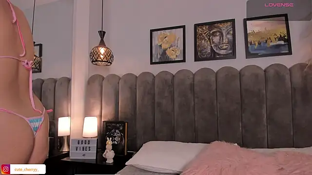 cute  cherry  online show from April 2026 08:09:02 PM