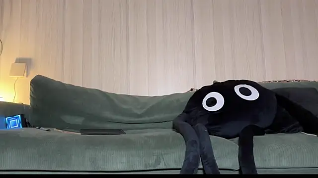 Snapshot of grandeeney chatting on January 2025 09:15:02 AM grandeeney online show from January 2025 09:15:02 AM