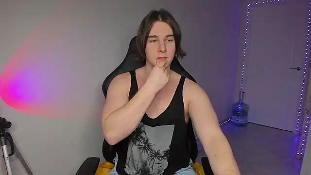 Vincent Strong online show from December 2024 08:13:01 AM