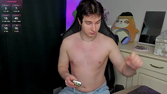 Vincent Strong online show from February 2026 08:44:01 AM