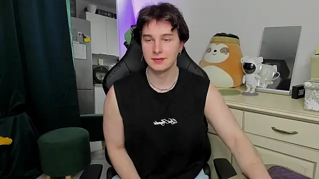 Vincent Strong online show from April 2026 09:35:02 AM