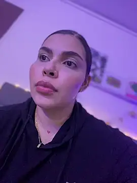 GigiiStone online show from December 2024 04:42:02 AM