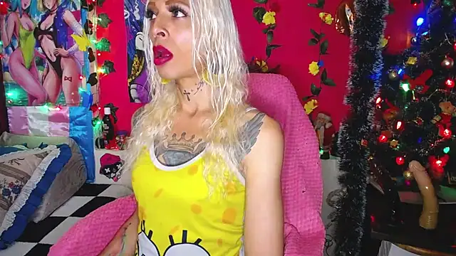 Snapshot of flaquita_corall chatting on December 2025 06:38:01 PM flaquita corall online show from December 2025 06:38:01 PM